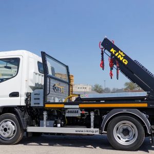 New Mitsubishi Fuso 7C15 with KING BR4
