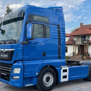 MAN TGX 18,460 2018 570,000 km Diesel