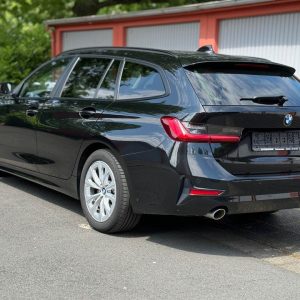 2020 BMW 318d Touring Steptronic Advantage 2.0 Diesel