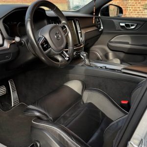 2020 Volvo V60 2.0 diesel R-Design